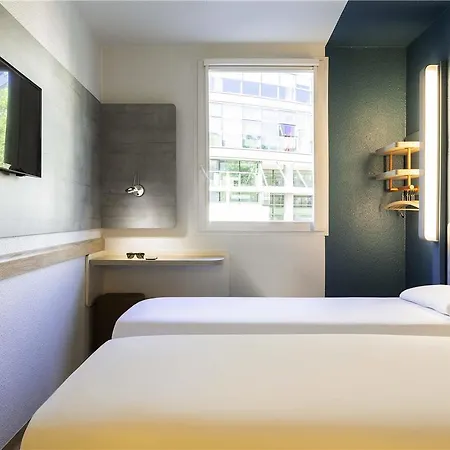 Ibis Budget Centre Gare Saint Jean Бордо