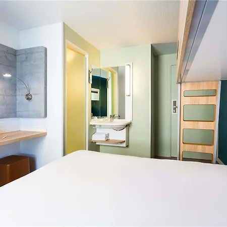 Ibis Budget Centre Gare Saint Jean Отель